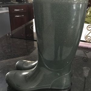 Columbia rain boots